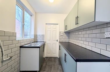 Runswick Drive, Wollaton, Nottingham - Image 3